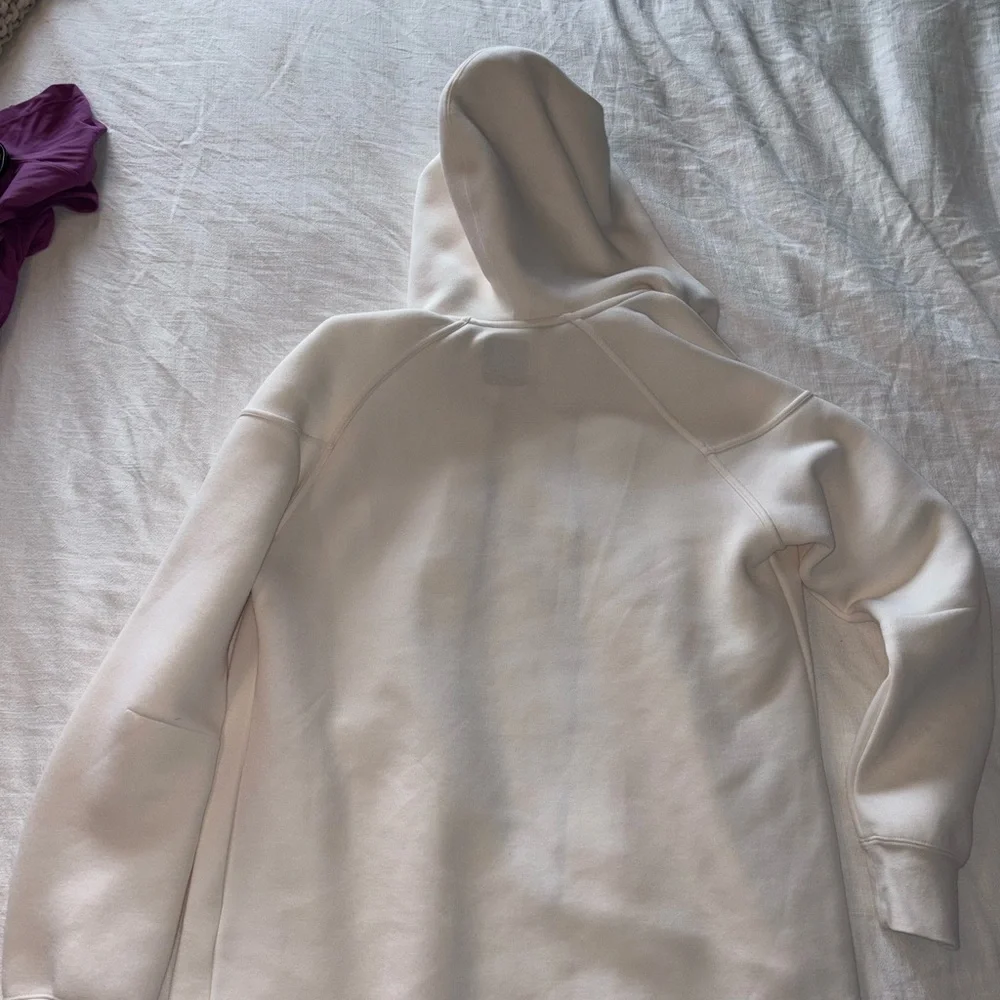 Nike White Hooded tech Fleece cream/black